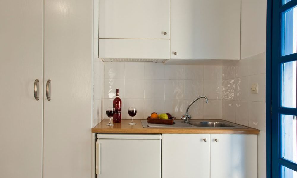 santorini-studios-for-rent-19