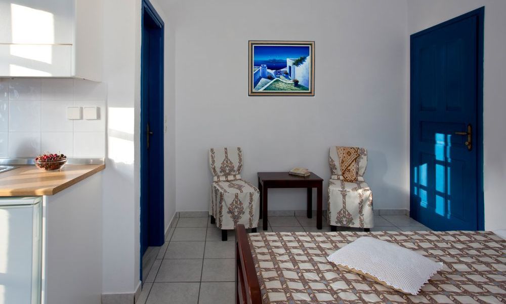 santorini-studios-for-rent-24