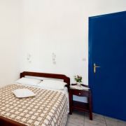 santorini-studios-for-rent-13