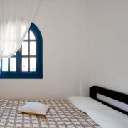 santorini-studios-for-rent-18