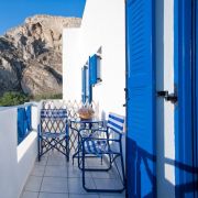 santorini-studios-for-rent-23